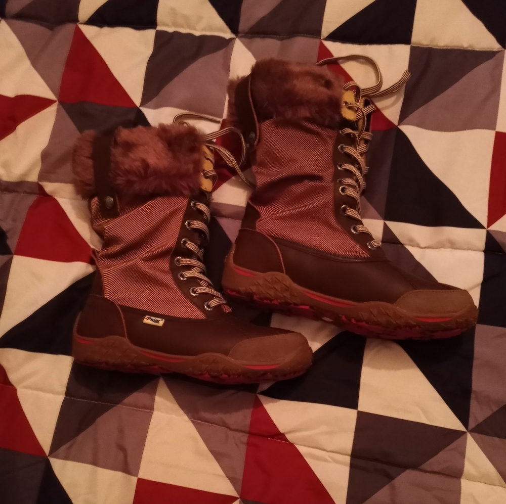 Women Authentic Pajar Canadian boots